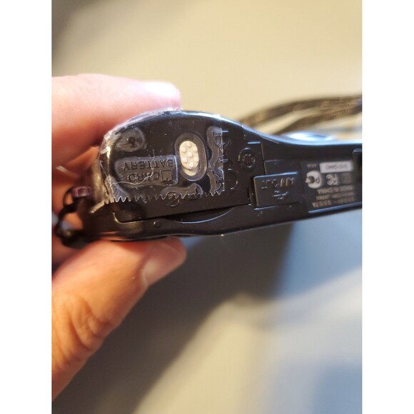 Nikon coolpix l28 digital camera READ - Picture 3 of 7